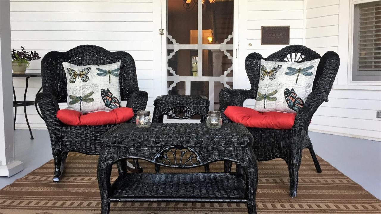 Oak Hill On Love Lane Bed And Breakfast Inn Waynesville Eksteriør bilde